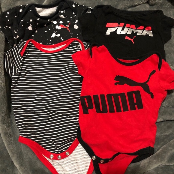 Puma short sleeve onesies - Picture 1 of 1